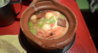 到台大校園週邊尋找溫州街的泰式料理-泰街頭用餐